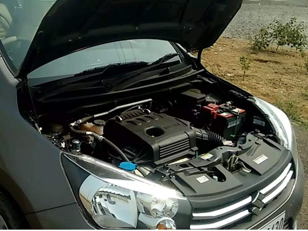 Car Battery: Due to these small mistakes, the battery of vehicles gets damaged quickly, do not make this mistake